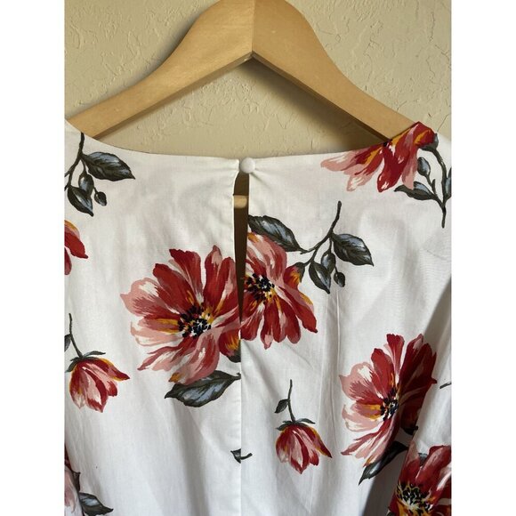 New! Lane Bryant White Red Floral Belted Peplum Top V-Neck Cotton Blend Short Sl - Picture 6 of 6